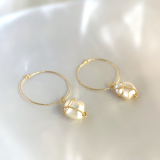 Round Hoop Pearl earrings - Image 2